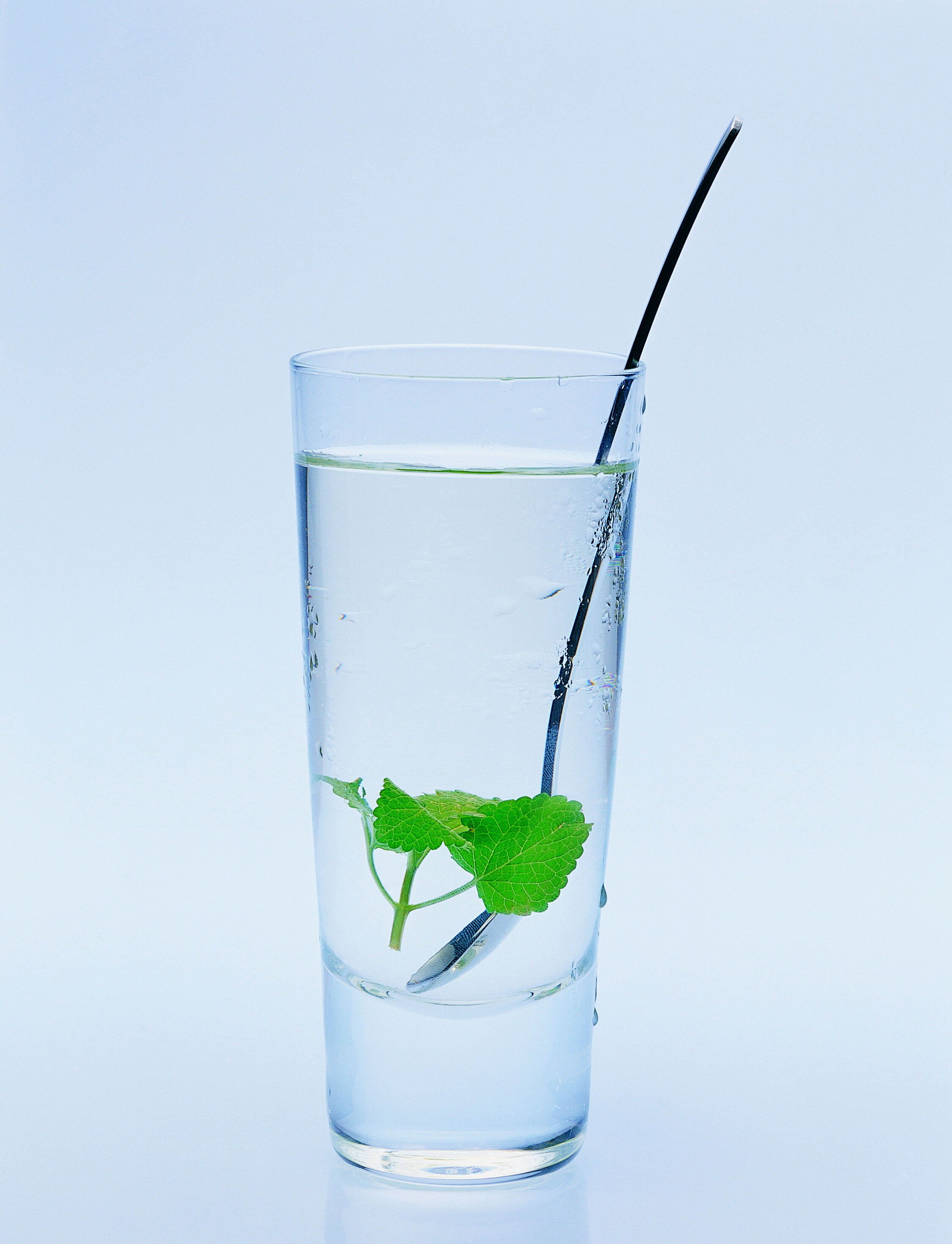 喝乌龙茶，降低胆固醇